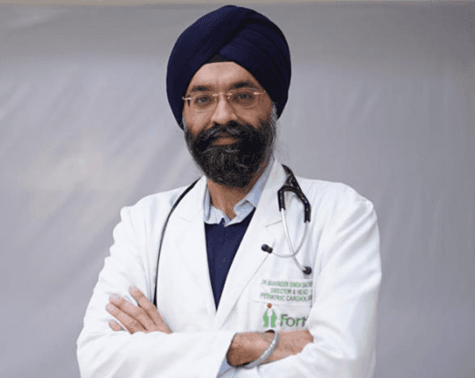 Sinabi ni Dr. Manvinder Singh Sachdev, [object Object]