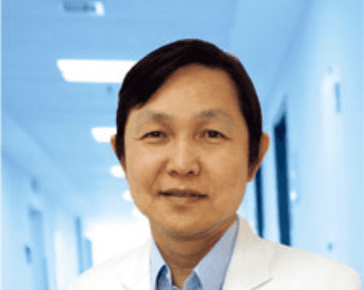 Sinabi ni Dr. Amphan Chalermchockcharoenkit, [object Object]
