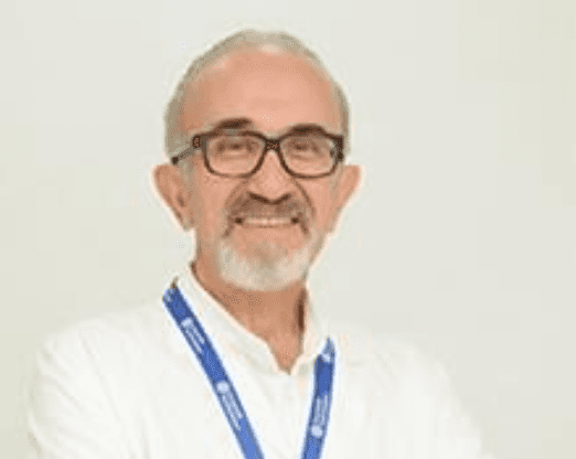 Ang dalubhasa na si Dr. Ahmet Levent Albayrak, [object Object]