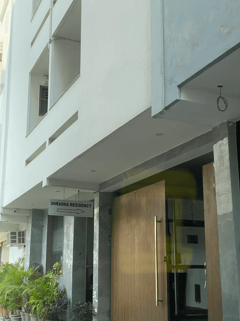 Residency ng Shradha