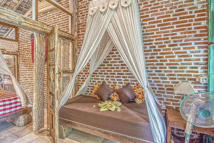 Bilik Standard di Santhiku Hotel (3 orang)