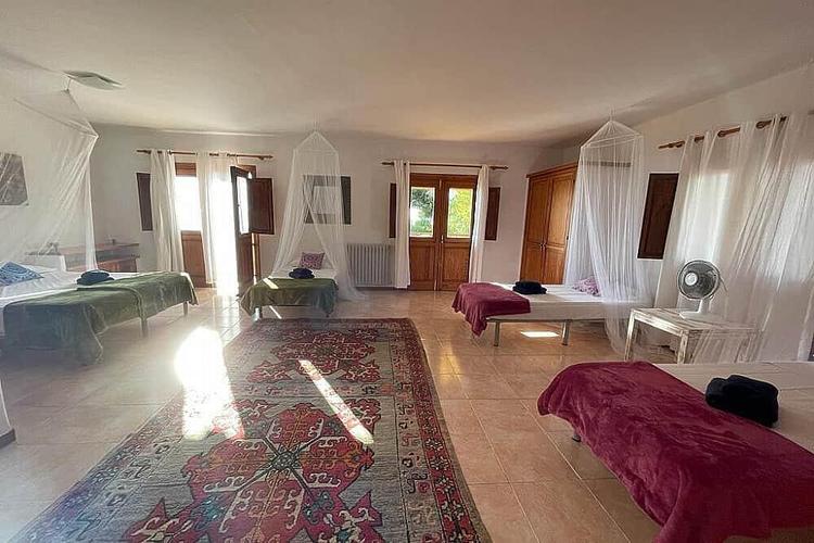 4 Person Sharing Dormitory Style Room