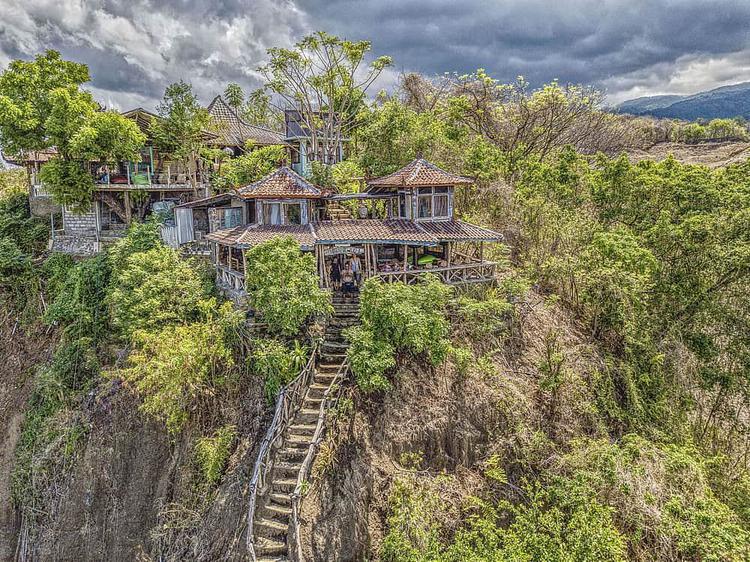Pusat Retreat Santhika. Dream Hill