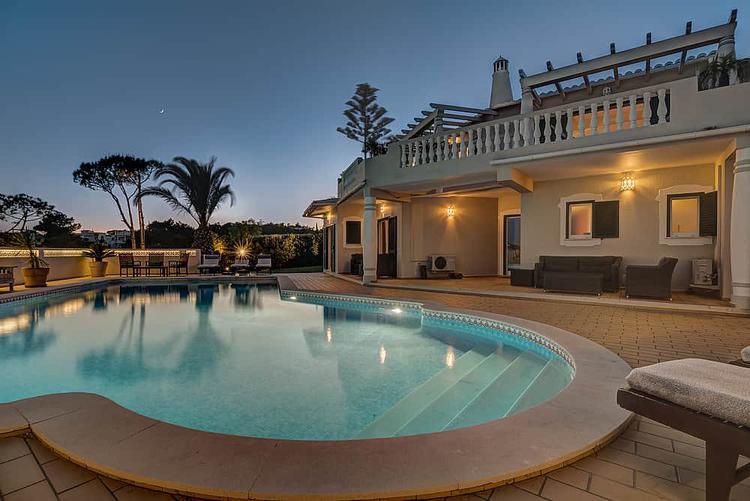 Karma Surf Retreat - الغارف