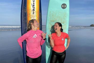 7 Day All Inclusive Soul Surf and Yoga Retreat في كوستاريكا