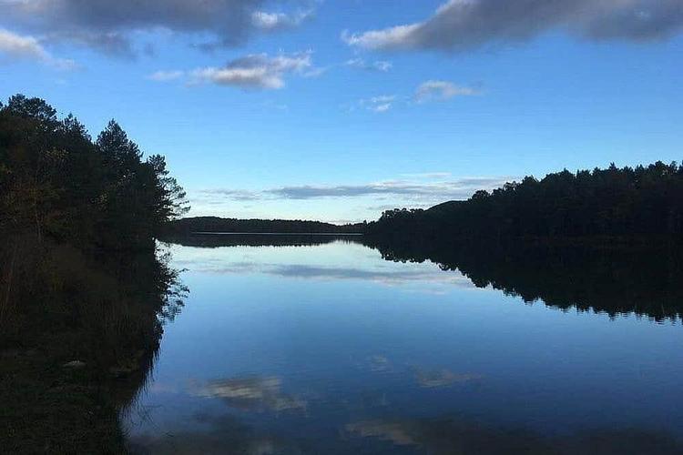 8 Araw ng Bagong Taon Pagmumuni -muni Retreat sa kanayunan, France