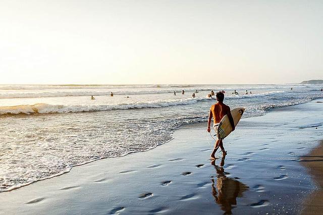6 Araw Personal na Yoga at Surf Package sa Olon, Ecuador