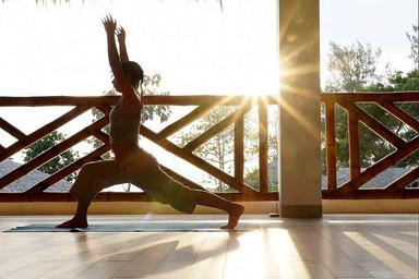 4 Araw Personal na Yoga at Surf Package sa Olon, Ecuador