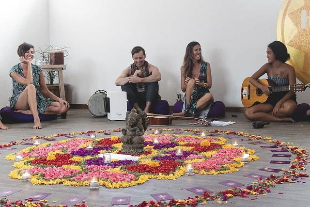 7 Day Inner Peace Yoga at Meditation Retreat, Nusa Lembongan, Bali