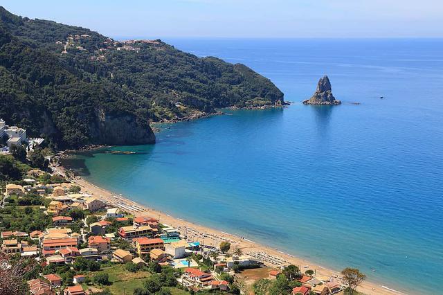 8 Day Yoga at Self-Reflection Retreat sa Magical Corfu, Greece
