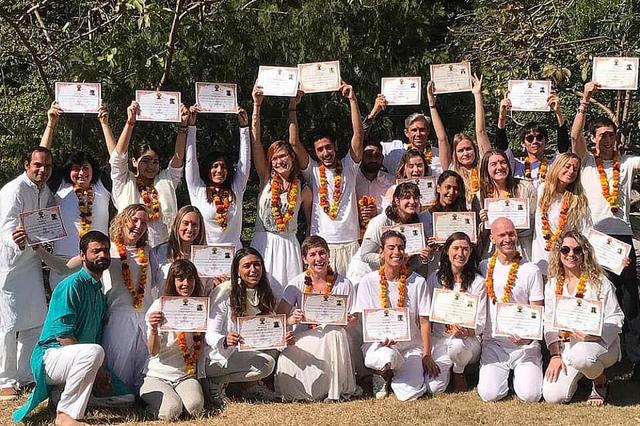 28 Araw 200 Oras Fusion Yoga TTC sa Rishikesh, India