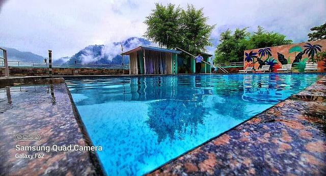 8 Araw ng kaligayahan ayurvedic detox at yoga retreat sa Rishikesh
