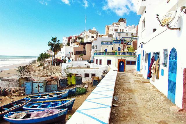7 أيام اليوغا تراجع للنساء ، حفل الكاكاو+رحلة يوم واحد ، المغرب