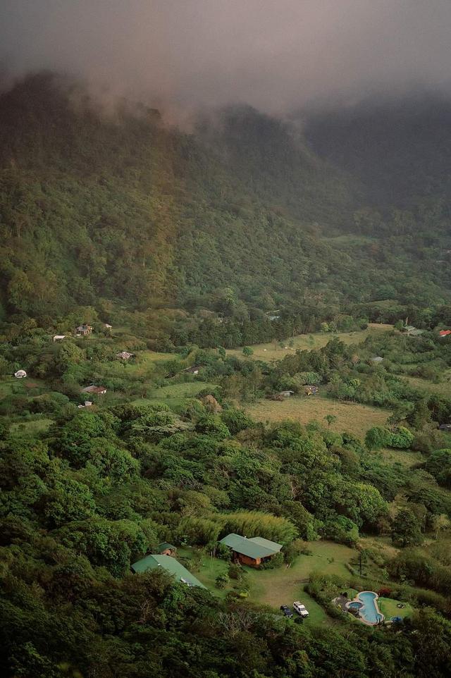 7 أبواب اليوم إلى Wild Self: Cloud Forest Retreat في كوستاريكا