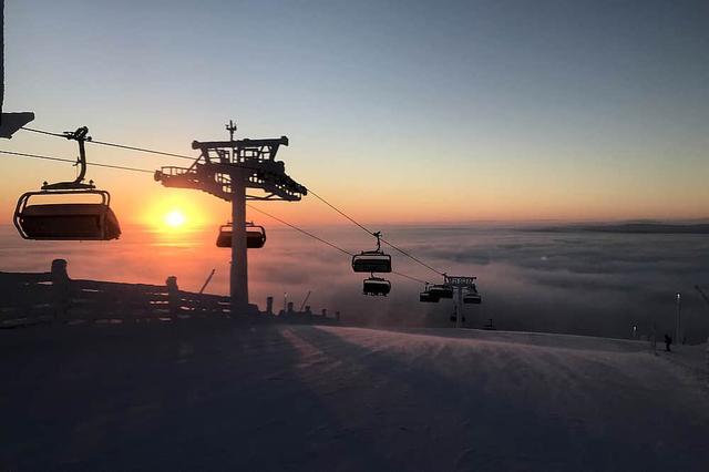 7 Araw na Aktibong Base Camp - Snowboarding sa Lapland, Finland