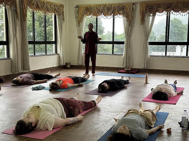 8 Araw ng Espirituwal na Yoga, Pagmumuni -muni at Monasteryo Retreat sa Nepal