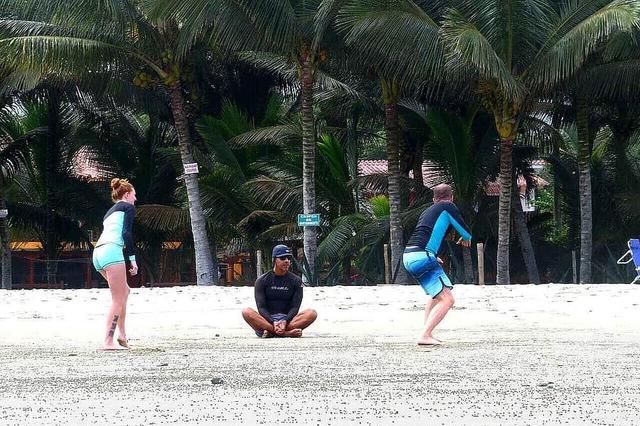 4 Araw Personal na Yoga at Surf Package sa Olon, Ecuador