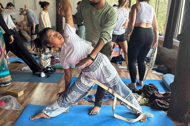 28 Araw 200 Hr Hatha, Ashtanga, Vinyasa, Iyengar Ytt sa India